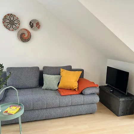 Dg-wohnung In 50qm Waldkraiburg